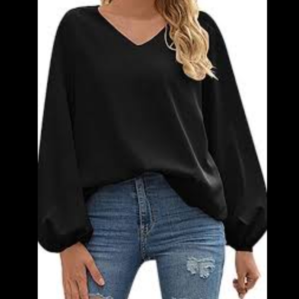 City Chic | Plus Size V-neck Top